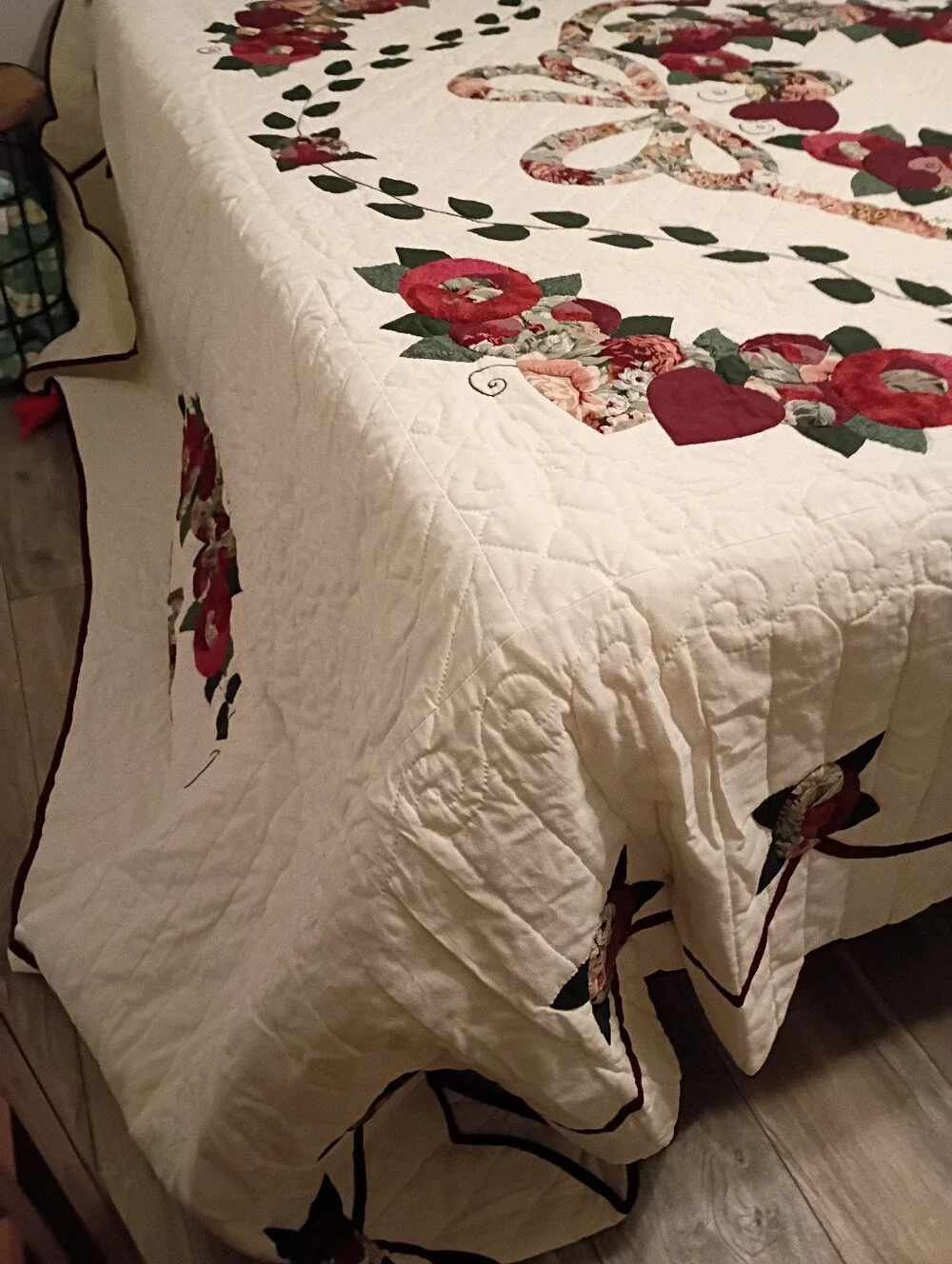 Vintage 1998 Handmade Amish Heart Ribbon Quilt Signed And Dated